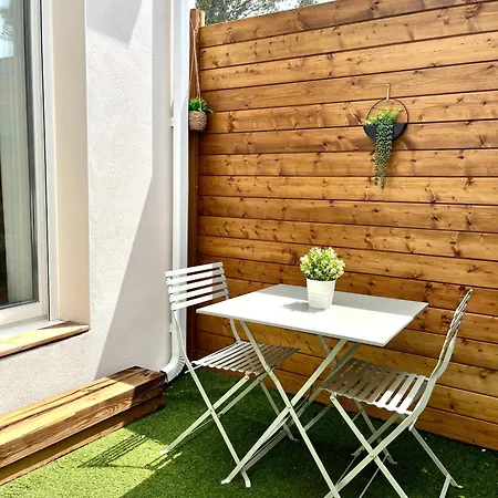 D'hotes Avec Piscine & Kitchenette
